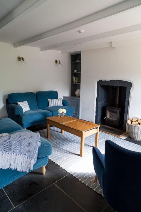 Charlestown Cottage, Woodburner, Gardens & Parking Exteriör bild